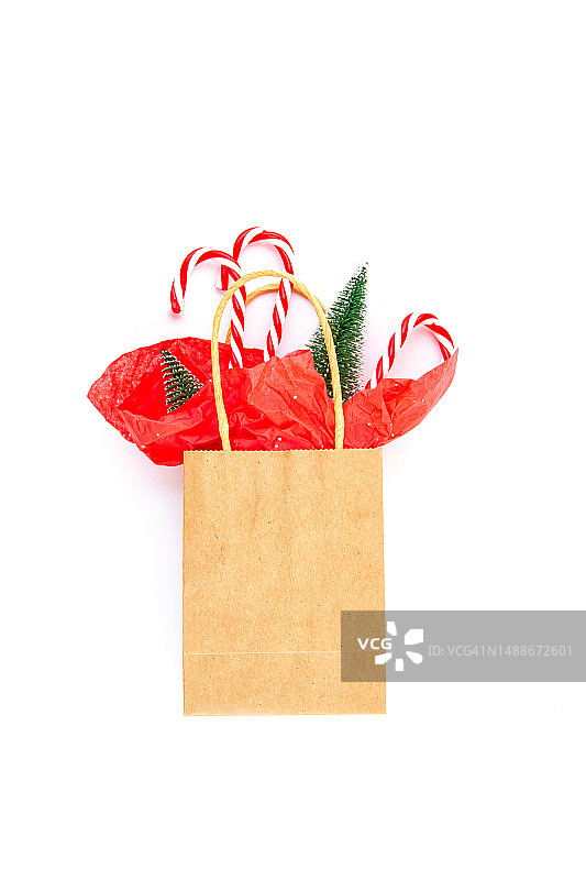 罗马尼亚圣诞礼物纸袋，圣诞树装饰图片素材