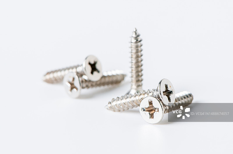 白色背景上的螺母（罗马尼亚）图片素材