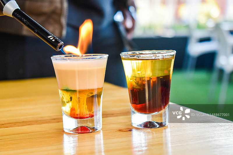 博茨瓦纳餐桌玻璃杯饮品特写图片素材