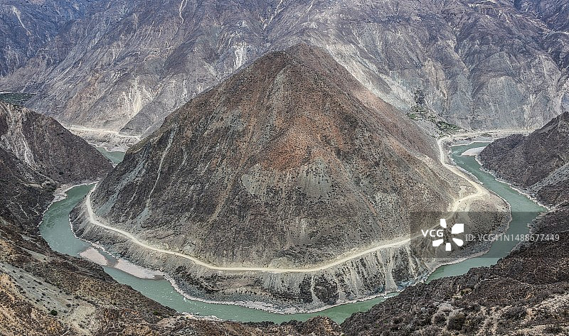 中国山脉高角度景观图片素材