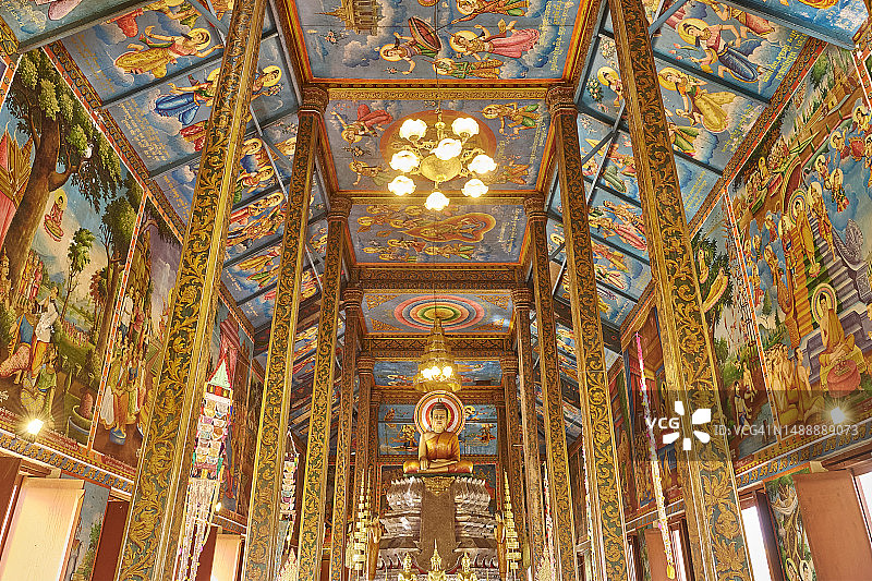 柬埔寨罗卡冈佛教宝塔图片素材