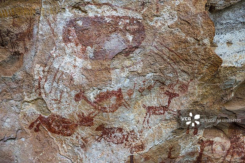 巴西塞拉达卡皮瓦拉国家公园岩画图片素材