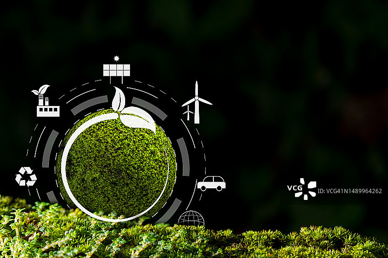 手持自然环境和碳中和概念，实现净零排放目标。绿色净零天气中性长期战略目标云图片素材