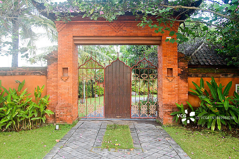 门。巴厘岛。图片素材