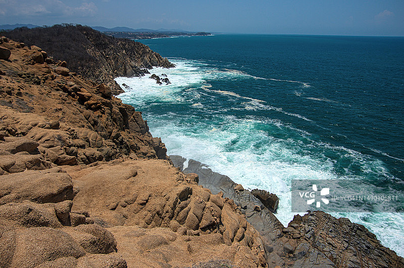 瓦图尔科灯塔：墨西哥瓦哈卡州的瓦图尔科海湾景色图片素材