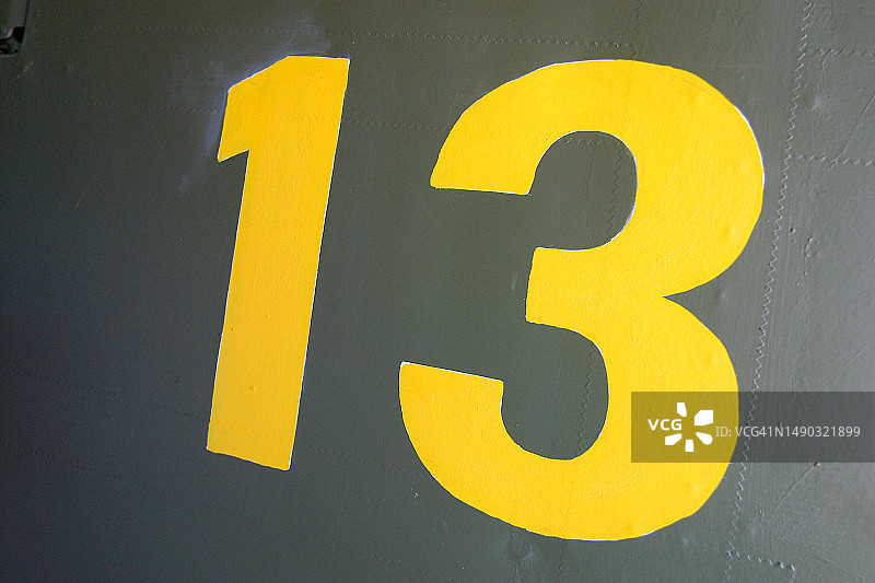 金属上的13号图片素材