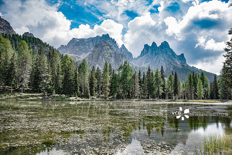 意大利的湖光山色图片素材