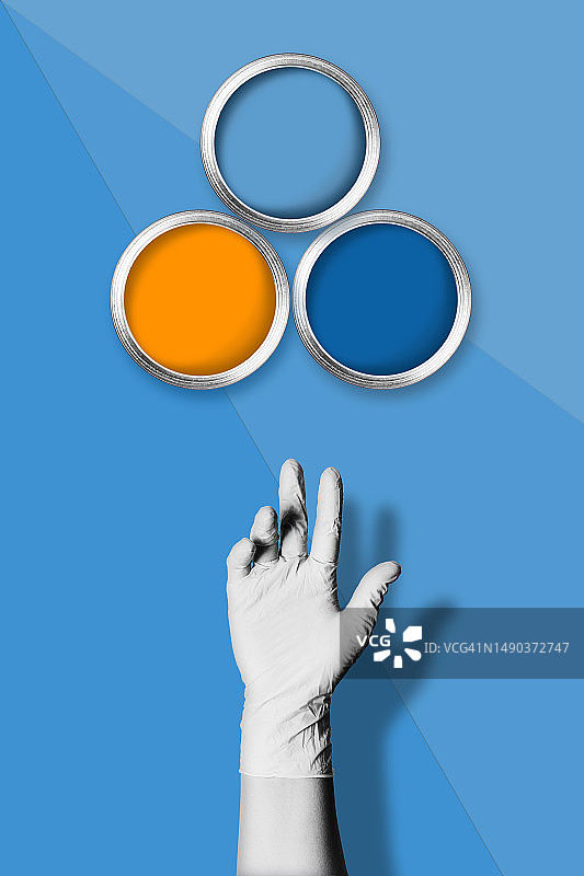 德国柏林的三罐油漆图片素材