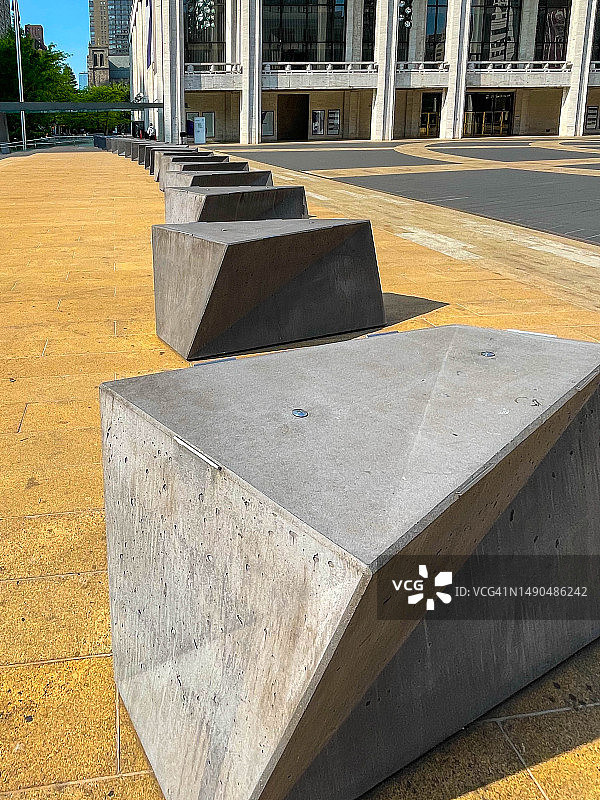 纽约的大型安全护柱图片素材