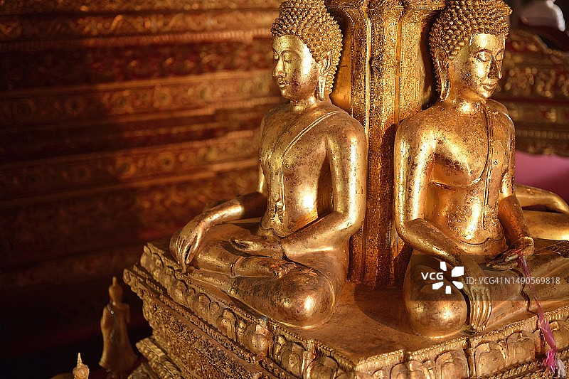 泰国楠府四面佛寺庙图片素材