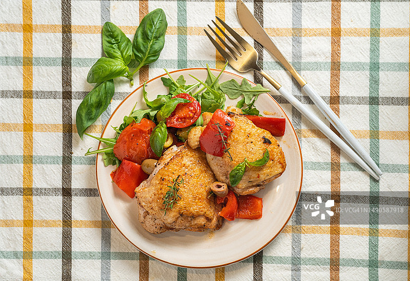 番茄红甜椒红烧鸡腿图片素材