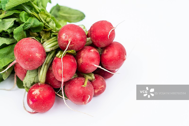 白色背景下的萝卜特写，罗马尼亚图片素材