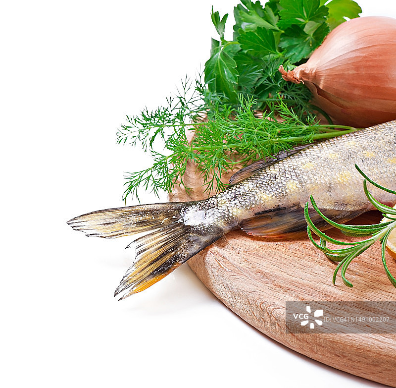 碗中的新鲜生鱼片（罗马尼亚）图片素材