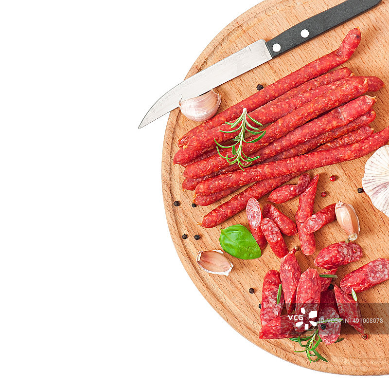 迷迭香蒜香烟熏香肠，罗马尼亚特色美食图片素材