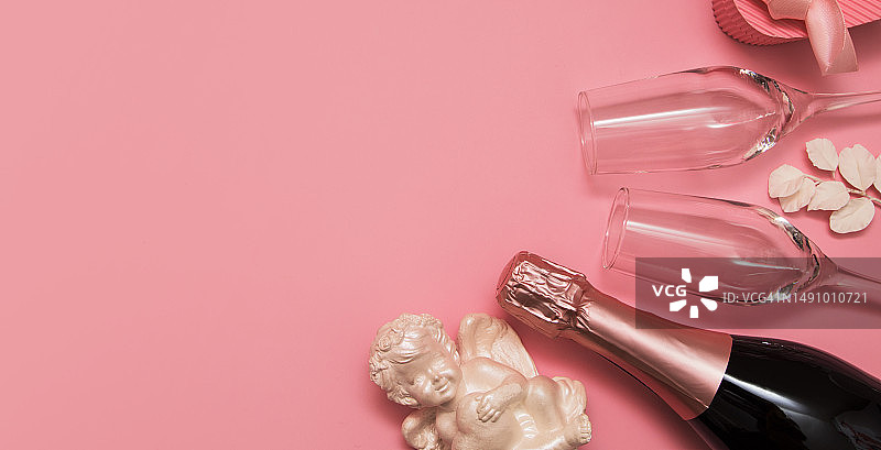 香槟丘比特礼物粉色背景情人节婚礼banner图片素材