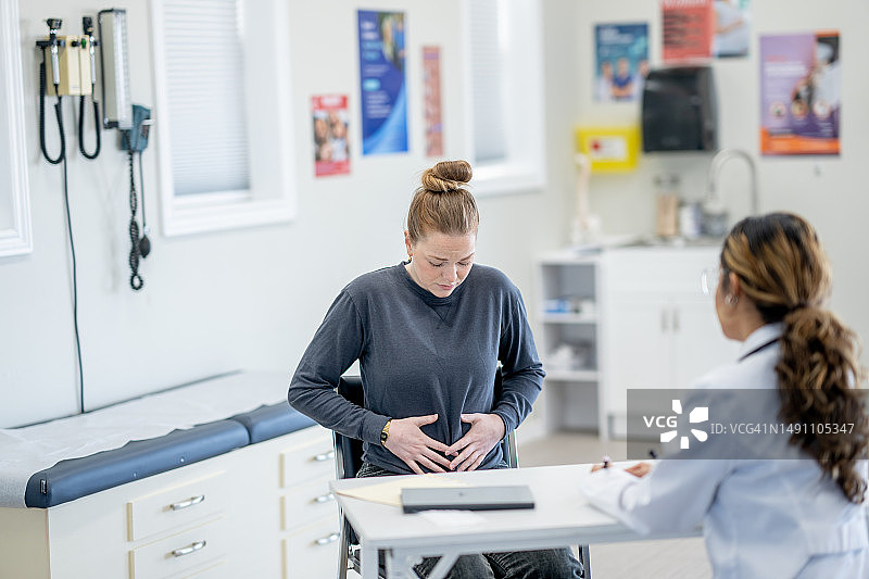 与医生会面图片素材