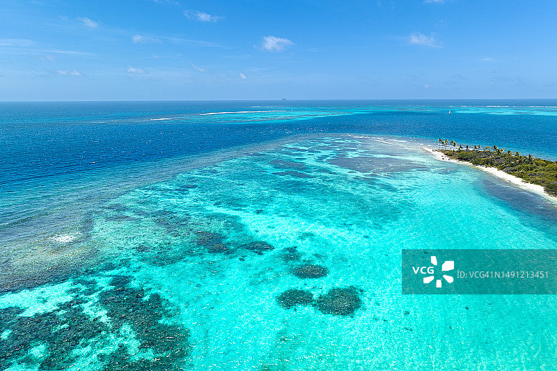 格林纳丁斯的色彩：人间天堂图片素材