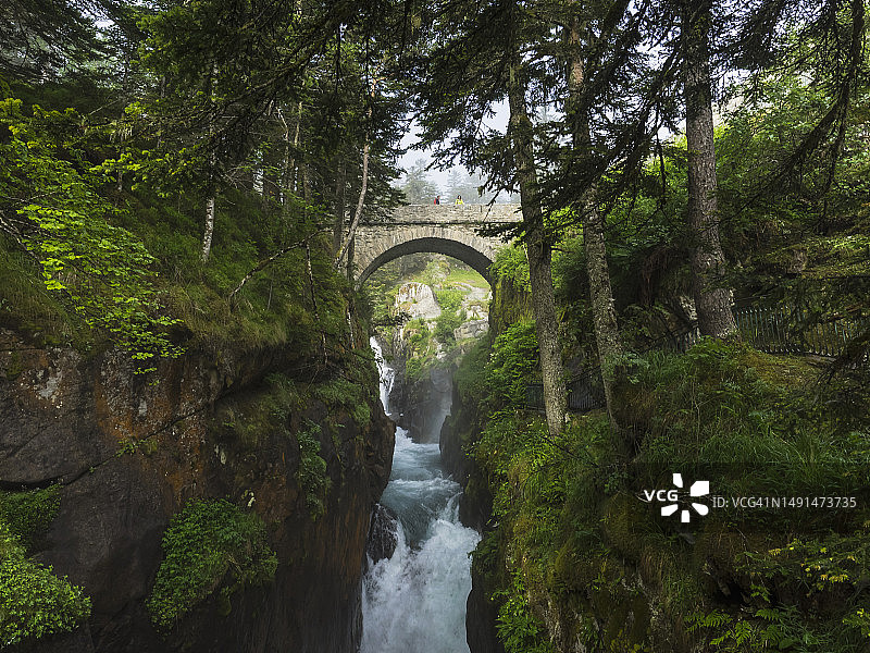 法国西班牙桥和科特雷河景观图片素材