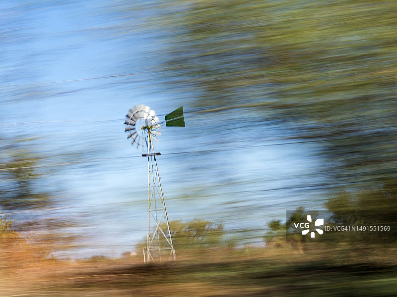 水泵风车图片素材