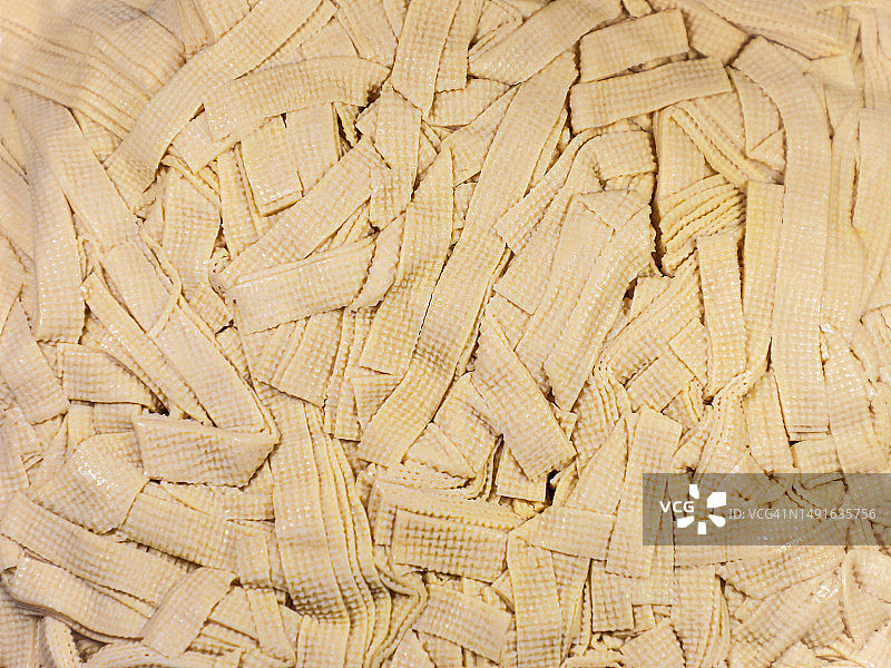 从中国大陆进口的压制豆腐皮丝图片素材