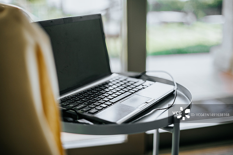 笔记本电脑工作场所图片素材