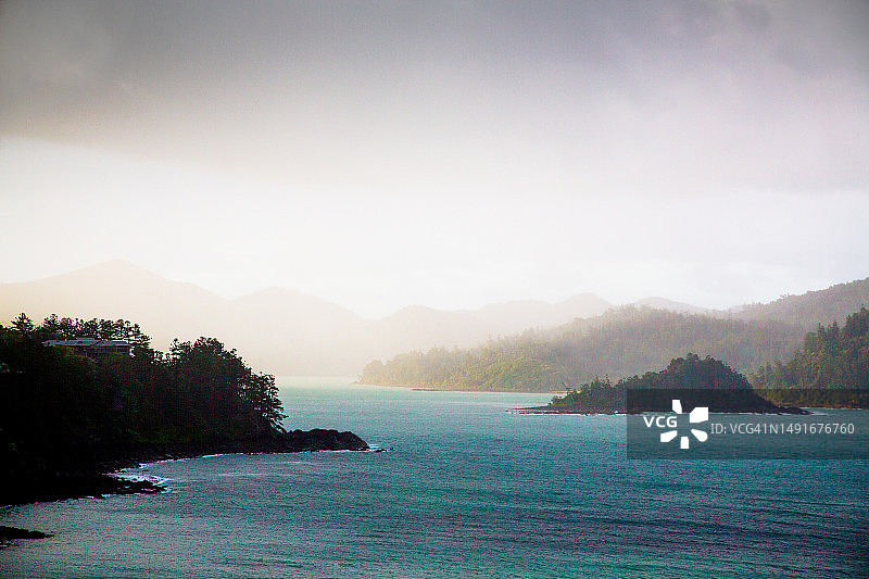 海上风暴，汉密尔顿岛，昆士兰州，澳大利亚图片素材