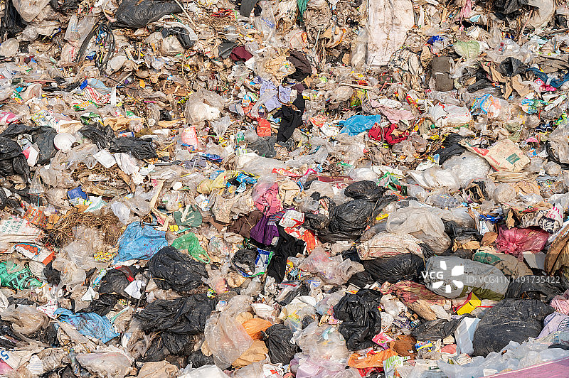 泰国乡村的垃圾填埋场图片素材