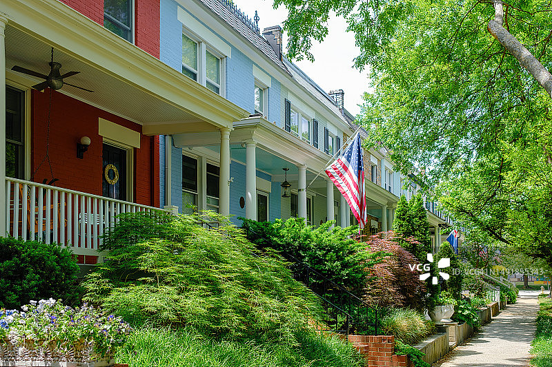 弗吉尼亚州亚历山大市的联排别墅图片素材
