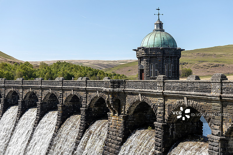 英国威尔士埃兰谷水库图片素材
