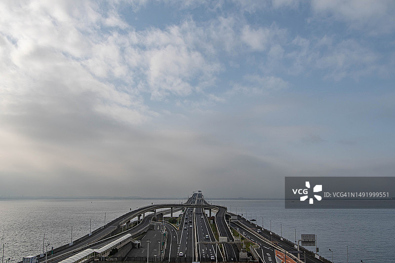 日本千叶县的城市海上公路图片素材