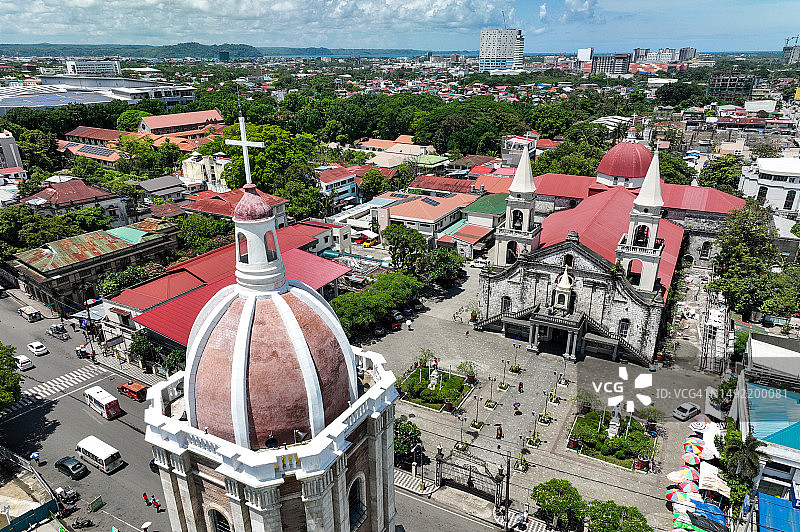 菲律宾伊洛伊洛哈罗广场和哈罗大教堂航拍景色图片素材
