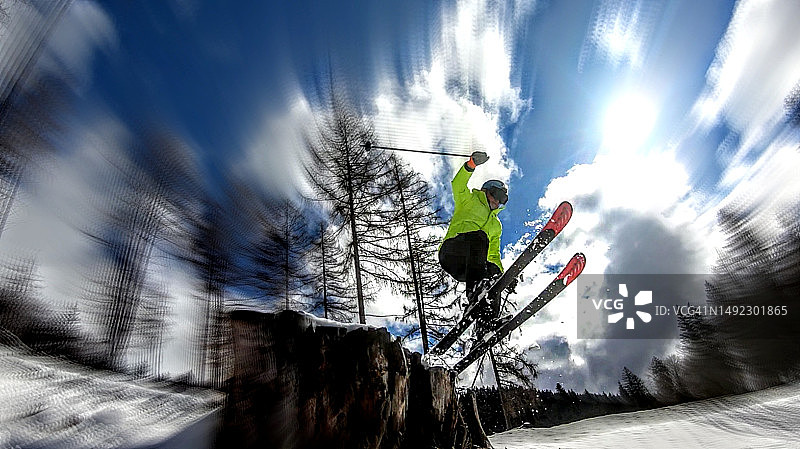 滑雪运动图片素材