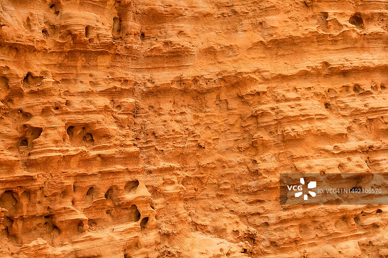 南澳大利亚艾尔半岛维纳斯湾的砂岩悬崖“针眼”图片素材
