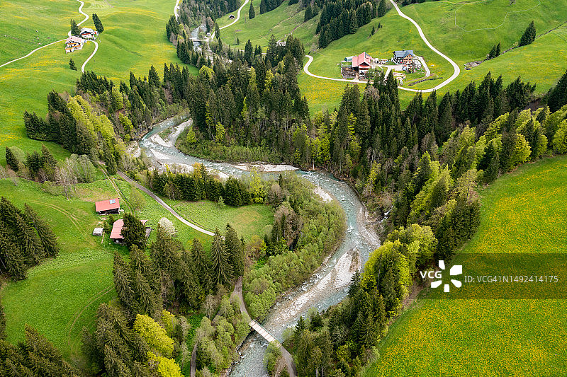 米特尔贝格的布赖特阿赫河图片素材
