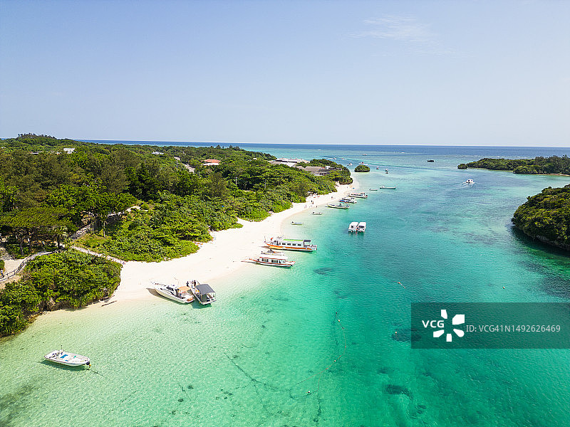 日本石垣岛川平湾鸟瞰图图片素材