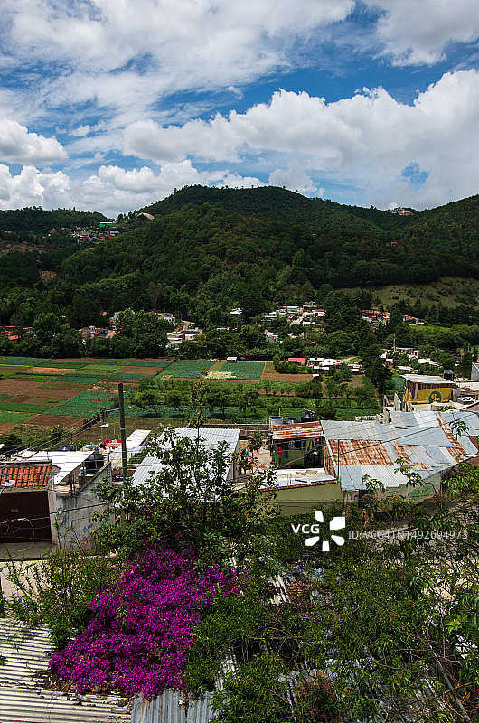 农田山脉图片素材