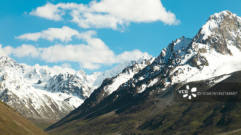 中国新疆喀什地区的K2图片素材