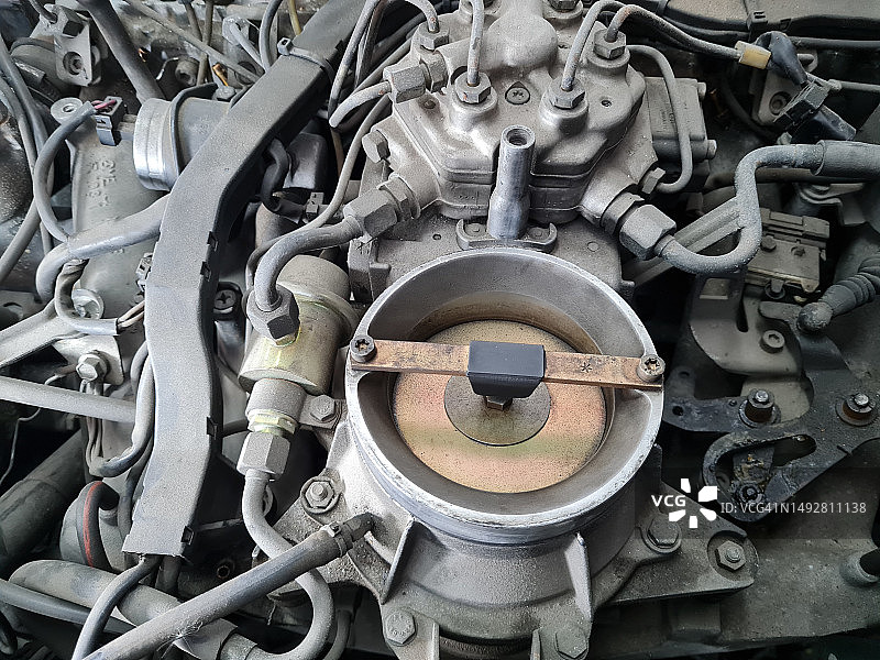 汽油发动机怠速图片素材