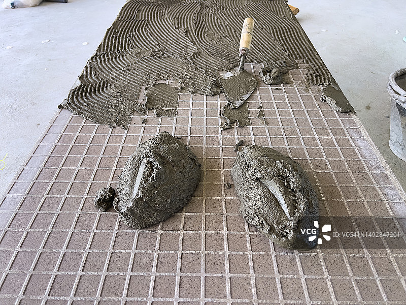 瓦工与瓷砖图片素材