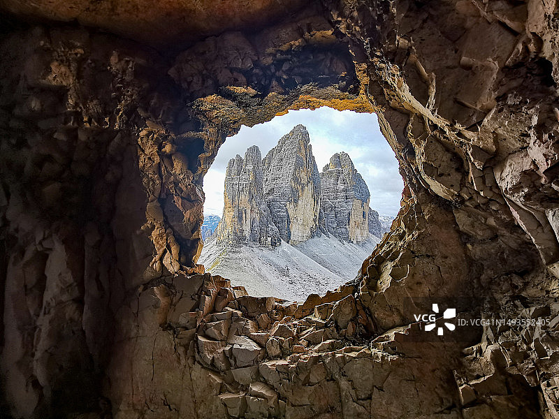 澳大利亚北部地区麦克唐奈地区岩层洞穴风光图片素材