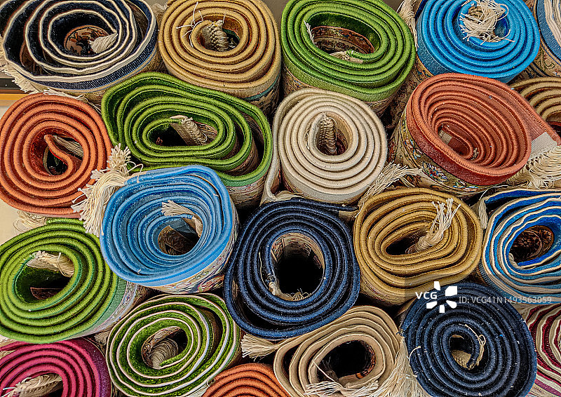 沙特阿拉伯吉达Ar Rawdah的多色线轴全画幅照片图片素材