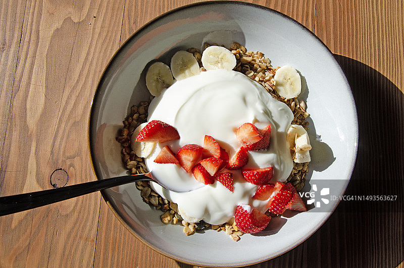 英国餐桌上的早餐碗图片素材