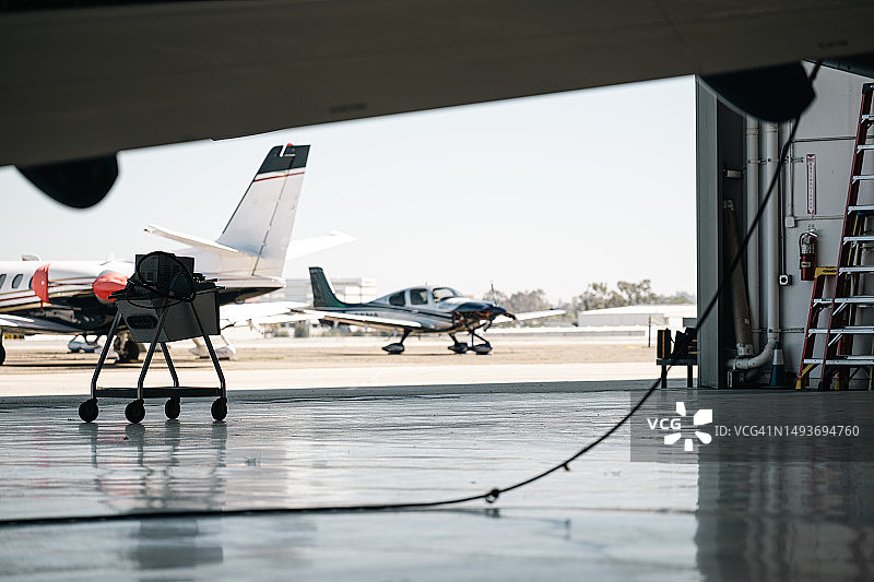 飞机维修设施场景图片素材