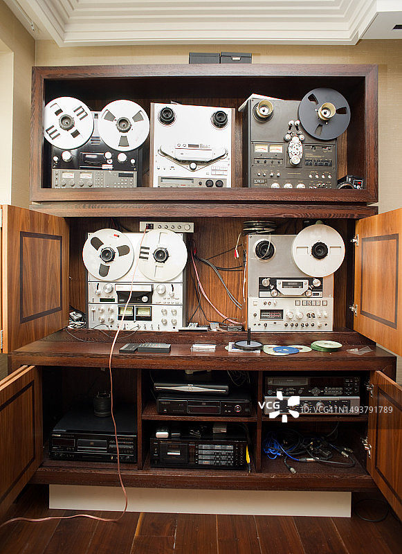 昂贵的家用音频系统图片素材