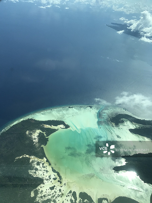 马鲁古群岛美丽岛屿，印度尼西亚南苏拉威西省图片素材