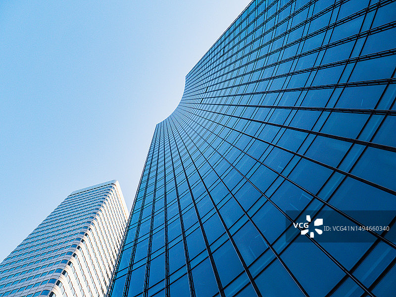 德国法兰克福商业金融区摩天大楼仰视角度图片素材
