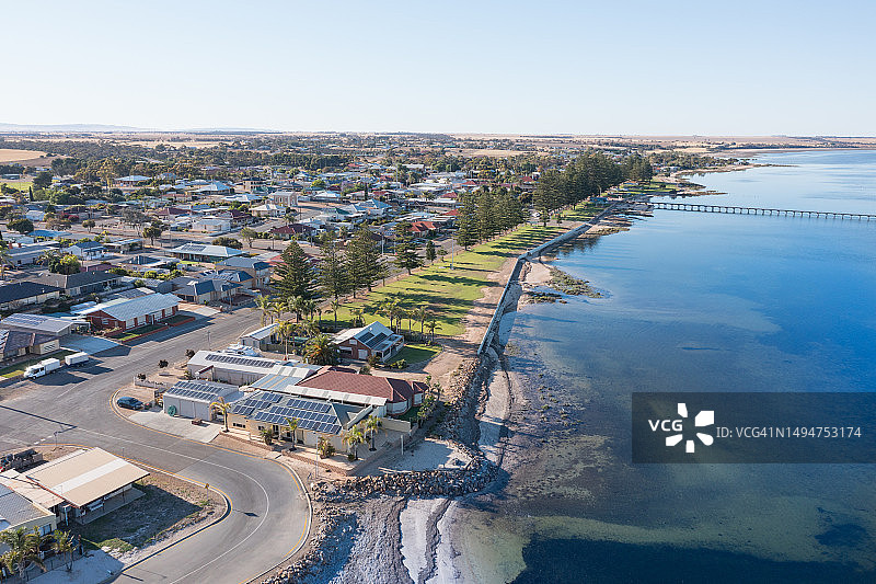 布劳顿港镇：约克半岛海滨和码头图片素材