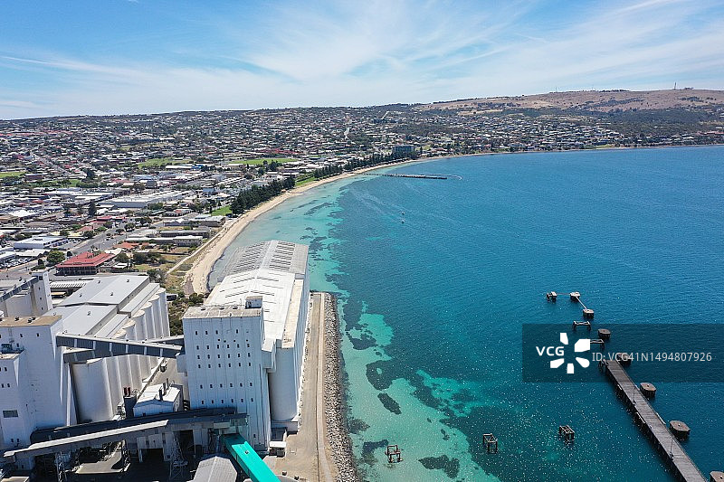 林肯港的码头和筒仓。 波士顿湾岸边。 粮食出口港。 艾尔半岛。 林肯港。 南澳大利亚图片素材