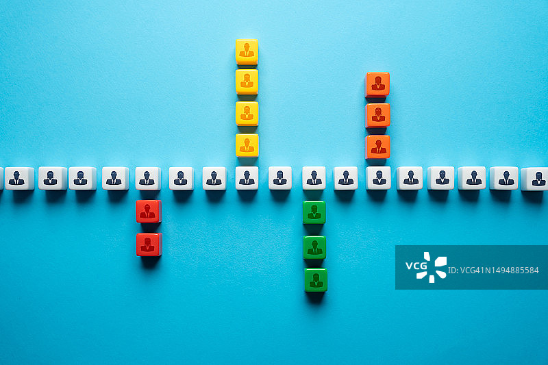 蓝色背景上的文字俯视图，乌克兰图片素材