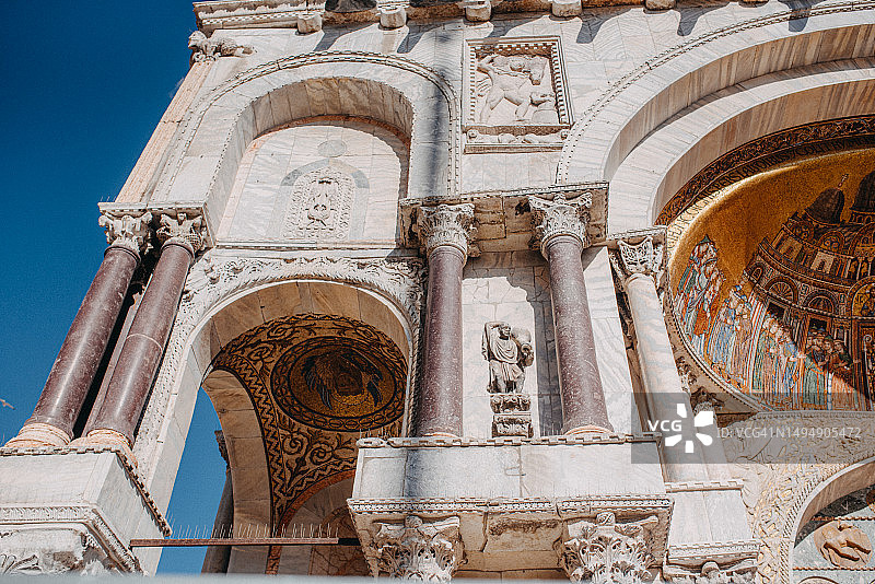 圣马可大教堂华丽的外墙图片素材